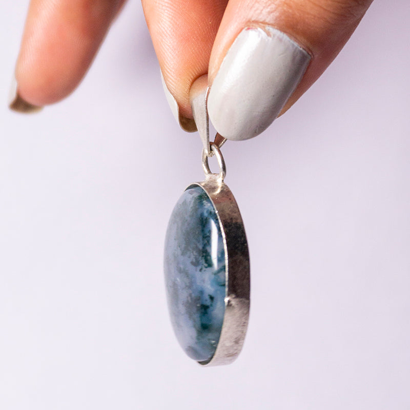 Moss Agate Crystal Round Pendant