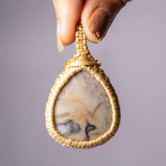 Indian Agate Crystal Crochet Pendant