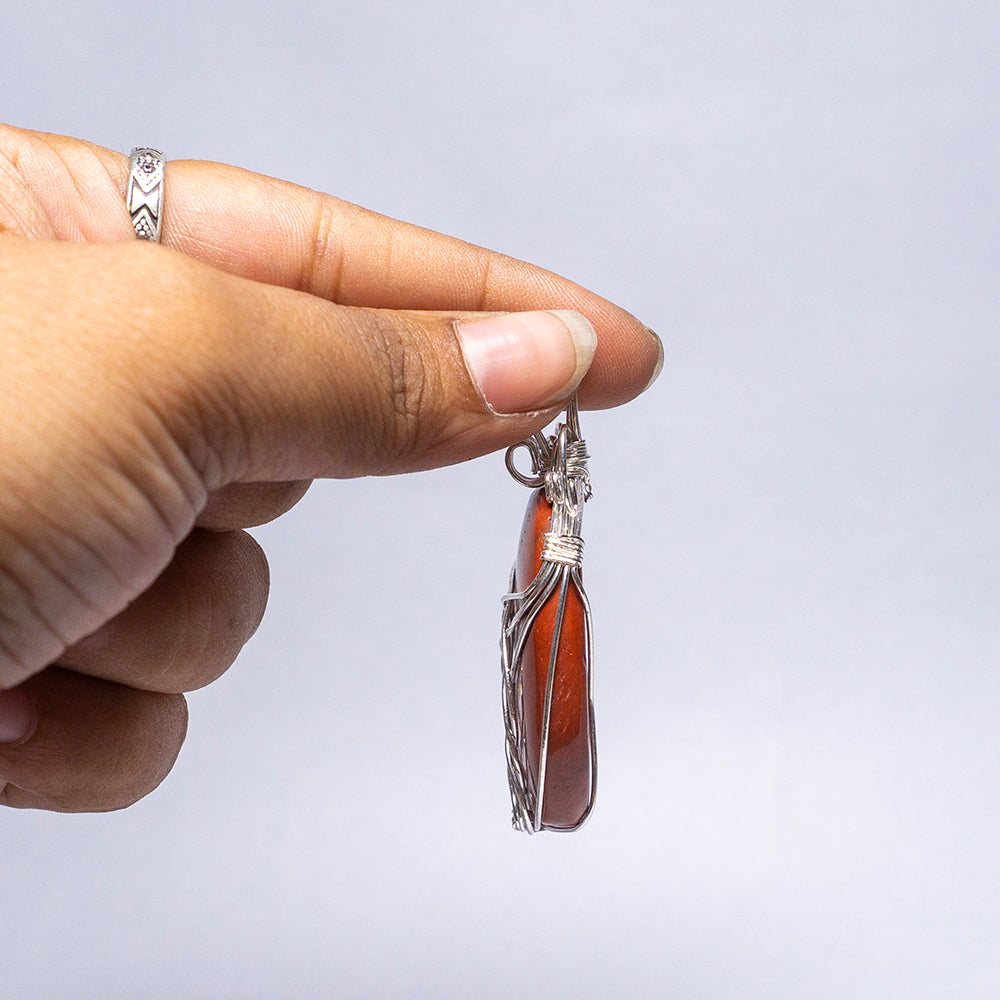 Red Jasper Crystal And Stone Necklace Oval Pendant