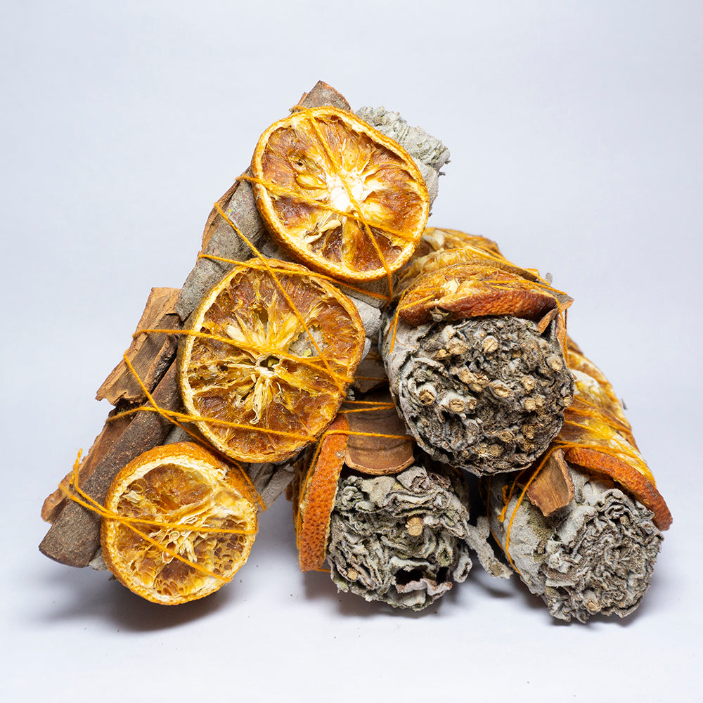 Pack Of 4 - Sage With Orange And Cinnamon Smudge Stick Bundle