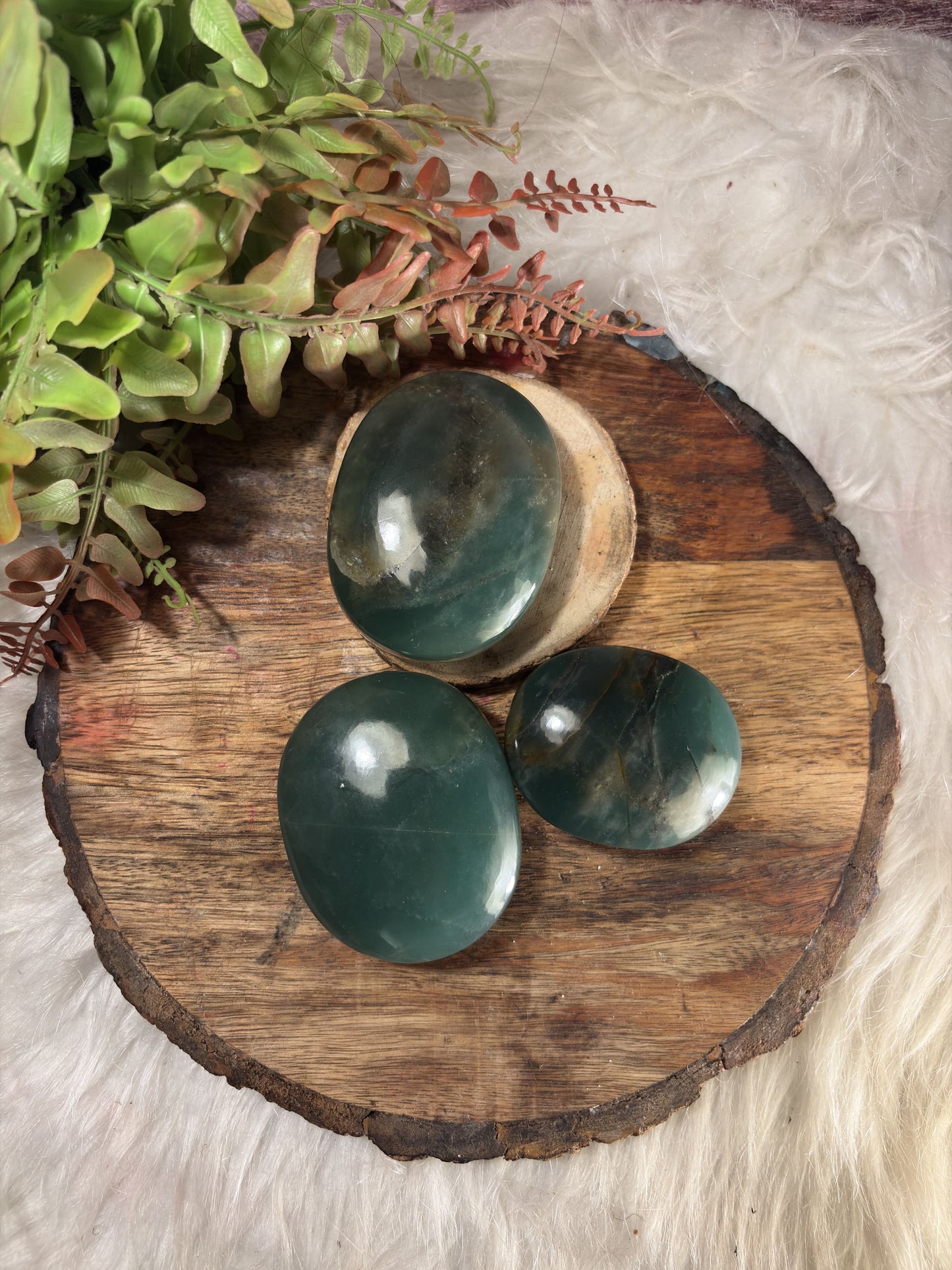Green Jade palm stone crystal