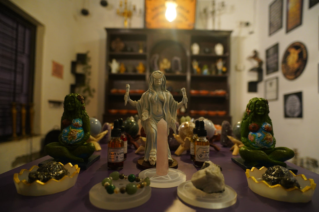 Hekate Statues