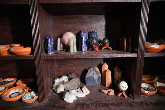 Crystal Palm Stones