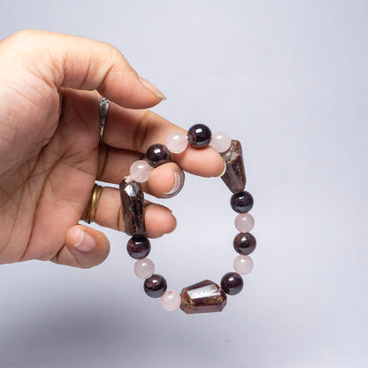 Era Of Divine Love , Power And Growth , Relationships And Harmony , Reconciliation And Joy Intention Bracelet (Garnet Crystal,Rose Quartz Crystal)