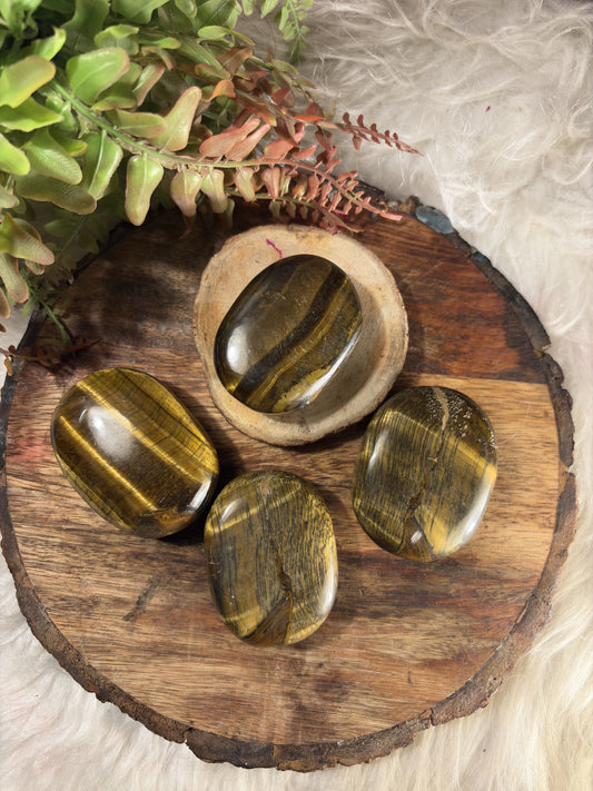Tiger’s Eye palm stone crystal